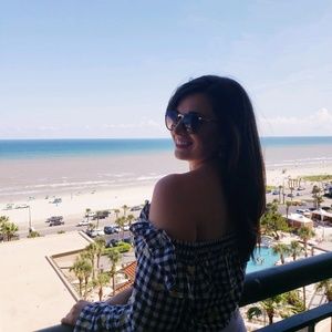 Meet your Posher, Dorey